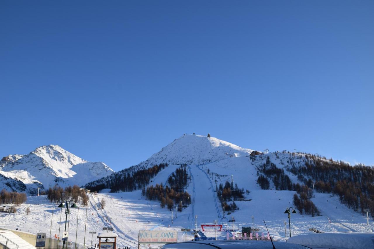 Grange Hike & Ski Sestriere Apartments - Happy Rentals Bagian luar foto