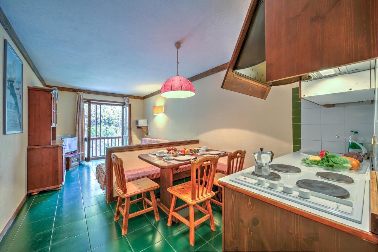 Grange Hike & Ski Sestriere Apartments - Happy Rentals Bagian luar foto