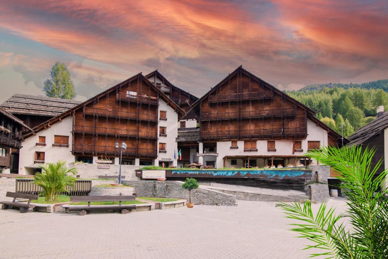 Grange Hike & Ski Sestriere Apartments - Happy Rentals Bagian luar foto