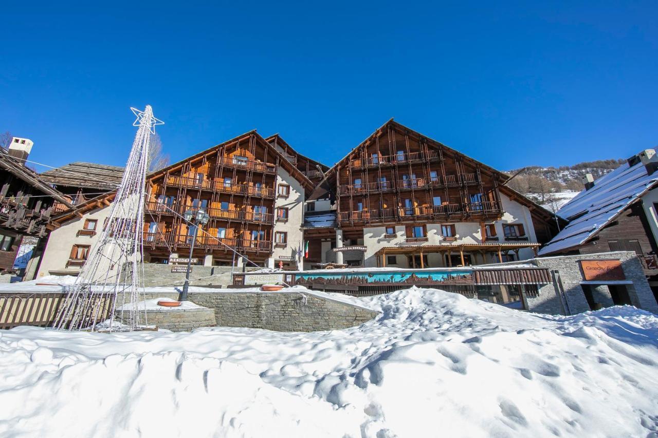 Grange Hike & Ski Sestriere Apartments - Happy Rentals Bagian luar foto