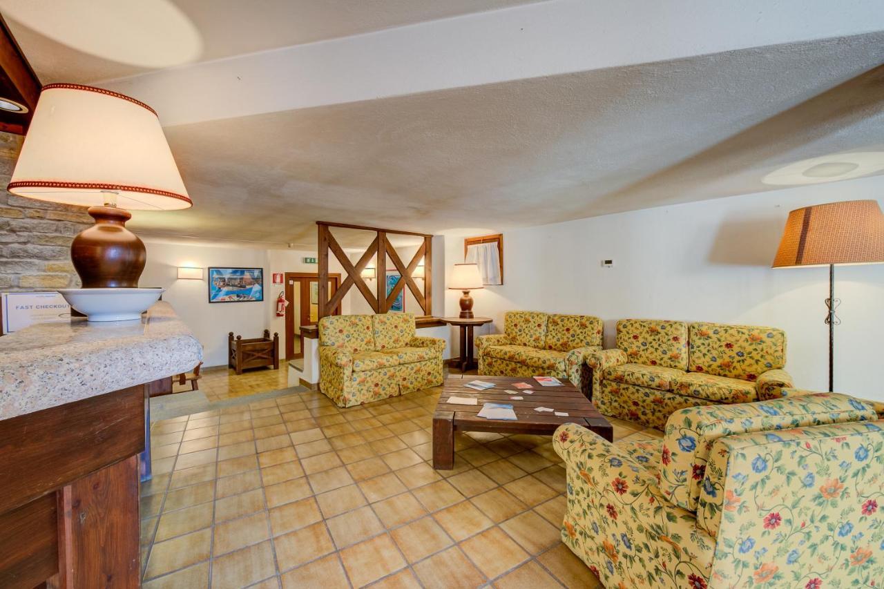 Grange Hike & Ski Sestriere Apartments - Happy Rentals Bagian luar foto